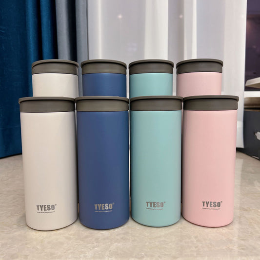 Stainless Steel Tumbler with Lockable Lid