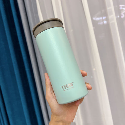 Stainless Steel Tumbler with Lockable Lid